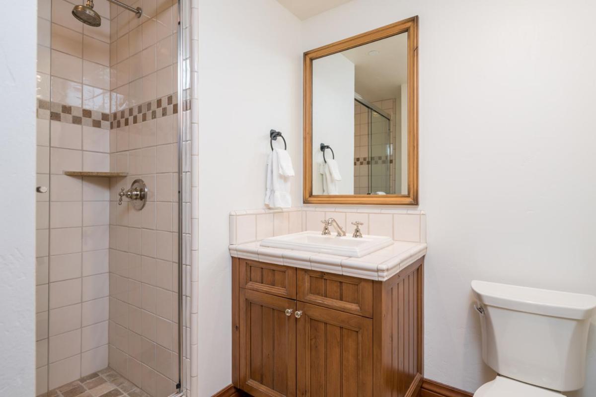 Colonnade Residence 11 - image 4