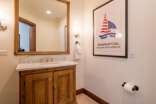 Colonnade Residence 11 - image 7