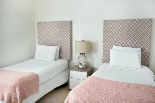 Coral Reef at Key Biscayne - image 49