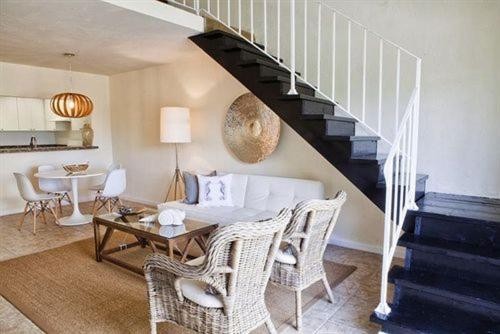 Suites at Coral Resorts - image 11