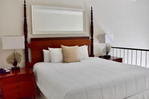 Suites at Coral Resorts - image 30