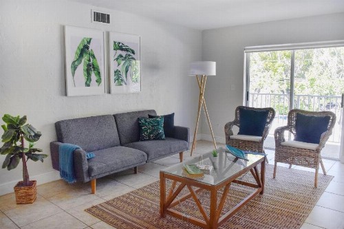 Suites at Coral Resorts - image 41