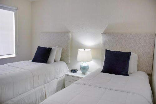 Suites at Coral Resorts - image 46