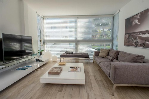 Beach Haus Key Biscayne Contemporary Apartments - image 10