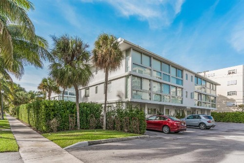 Beach Haus Key Biscayne Contemporary Apartments - image 26