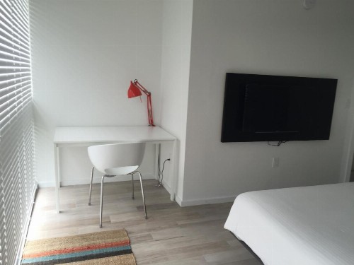 Beach Haus Key Biscayne Contemporary Apartments - image 35