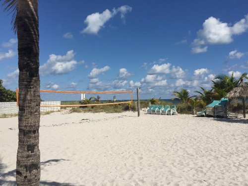 Beach Haus Key Biscayne Contemporary Apartments - image 39
