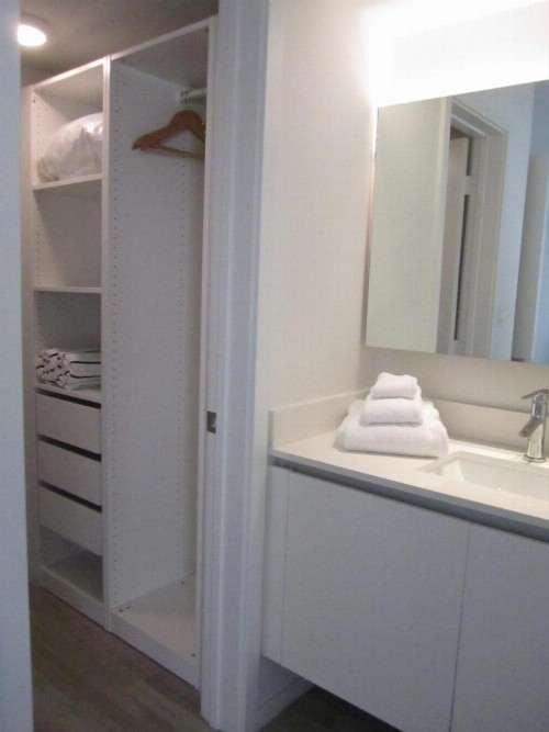 Beach Haus Key Biscayne Contemporary Apartments - image 4