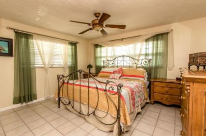 Caribbean Fantazy 3bed/3bath with private pool & docakge - image 9