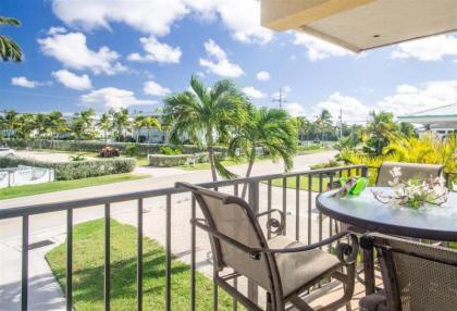 Rose All Day 2bed 2bath with dockage Cabana Club and Inch Beach access