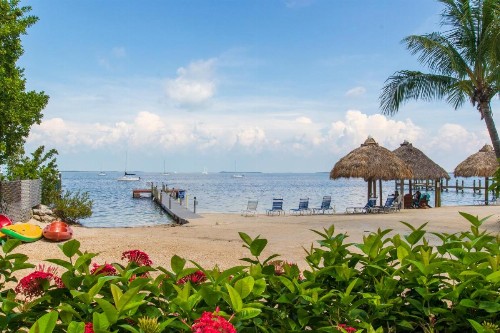 Sunset Cove Beach Resort - image 1
