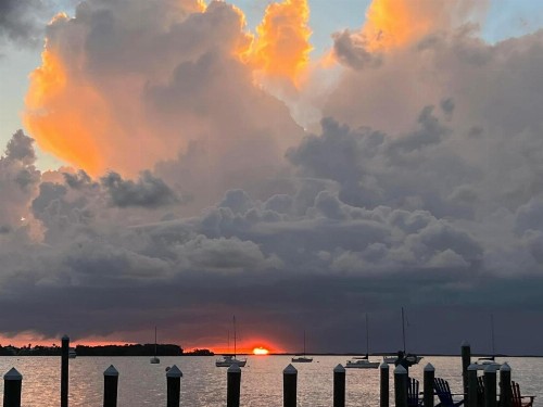 Sunset Cove Beach Resort - image 35