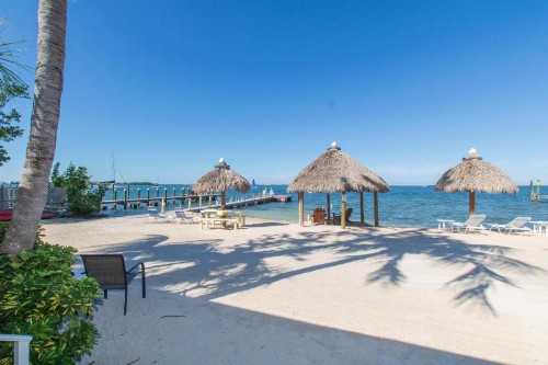 Sunset Cove Beach Resort - image 5