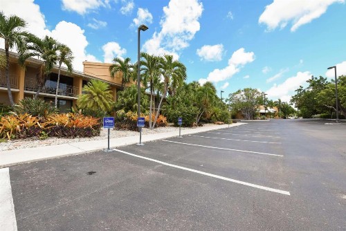 Hampton Inn Key Largo - image 3