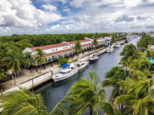 Waterside Suites And Marina Key Largo