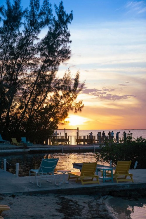 Bay Harbor Lodge - image 14
