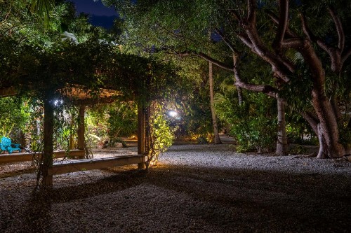 Bay Harbor Lodge - image 37