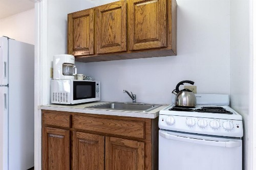 Rock Reef Resort - image 7