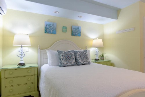 Kona Kai Resort and Gallery - image 16