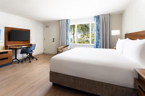 Fairfield Inn & Suites by Marriott Key West at The Keys Collection - image 21