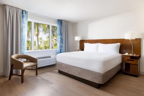 Fairfield Inn & Suites by Marriott Key West at The Keys Collection - image 6