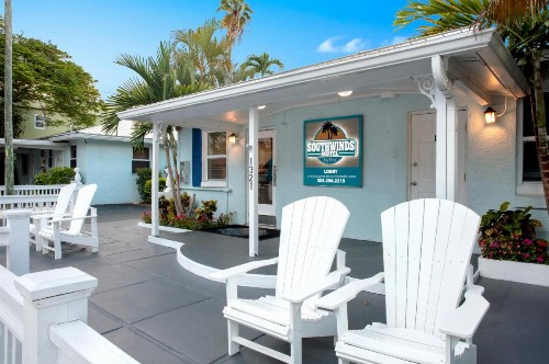 Southwinds Motel - image 22