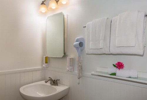 Southernmost Inn Adult Exclusive - image 10