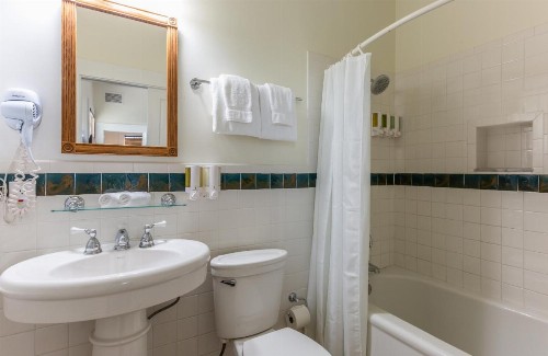 Southernmost Inn Adult Exclusive - image 19