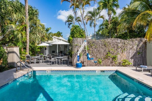 Southernmost Inn Adult Exclusive - image 4
