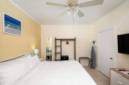 Southernmost Inn Adult Exclusive - image 41