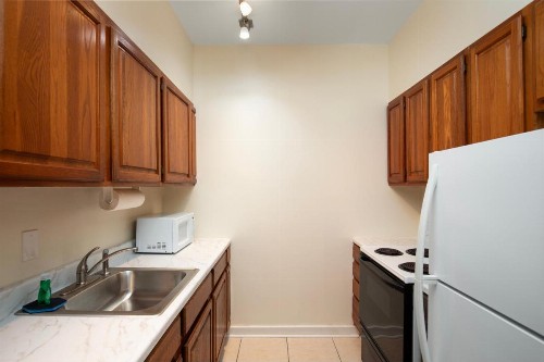 Southernmost Inn Adult Exclusive - image 46