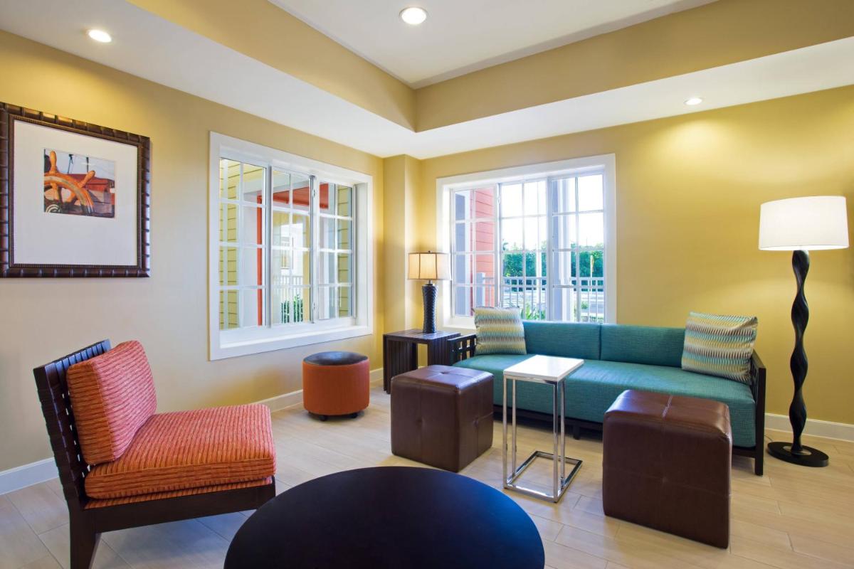 Fairfield Inn & Suites by Marriott Key West - image 3