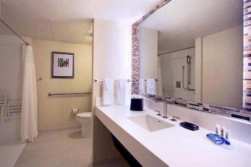 Fairfield Inn & Suites by Marriott Key West - image 6