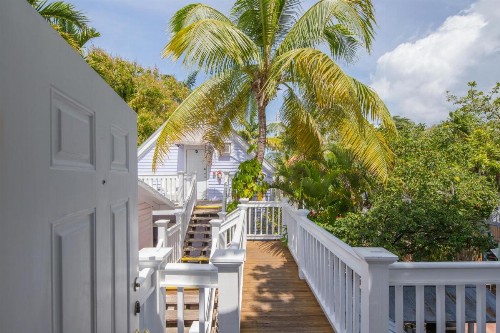 Wicker Guesthouse - image 31