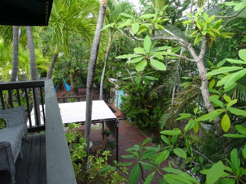 Suite Dreams Inn by the Beach - image 24