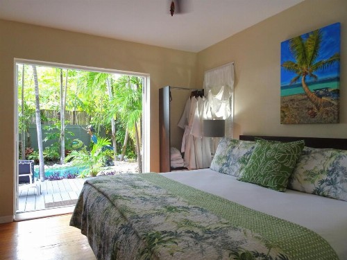 Suite Dreams Inn by the Beach - image 39