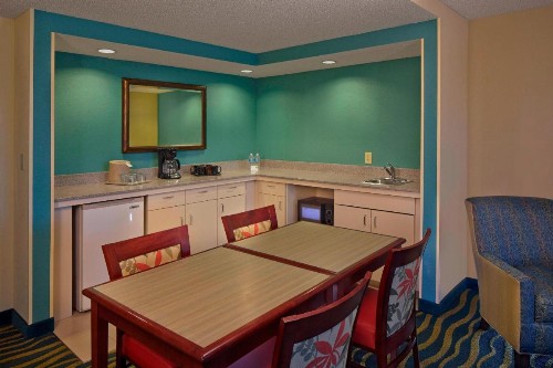 Courtyard by Marriott Key West Waterfront - image 26