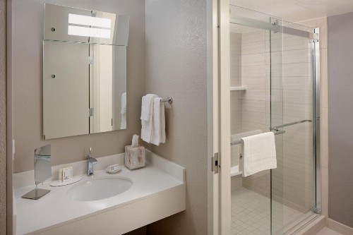 Courtyard by Marriott Key West Waterfront - image 28