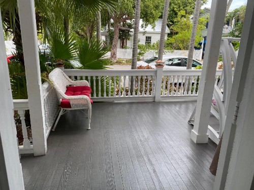 The Palms Hotel - image 12