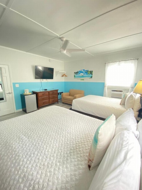 The Palms Hotel - image 14