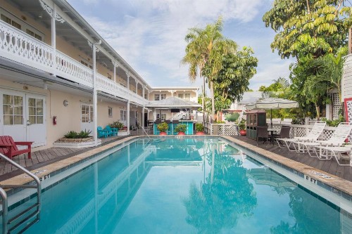 The Palms Hotel - image 22