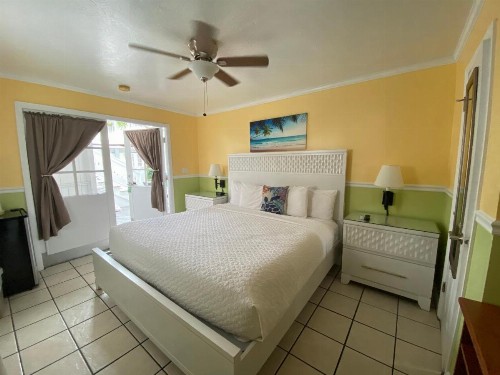The Palms Hotel - image 24