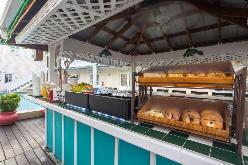 The Palms Hotel - image 25
