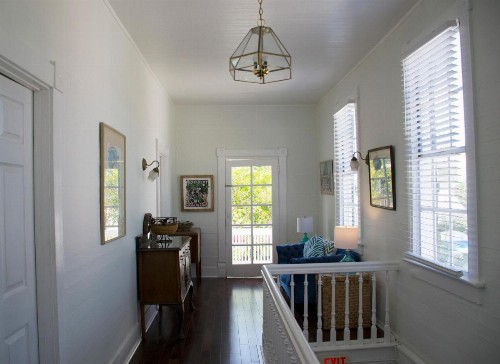 Duval House Bed and Breakfast - image 25