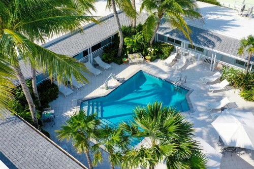 Orchid Key Inn - image 4