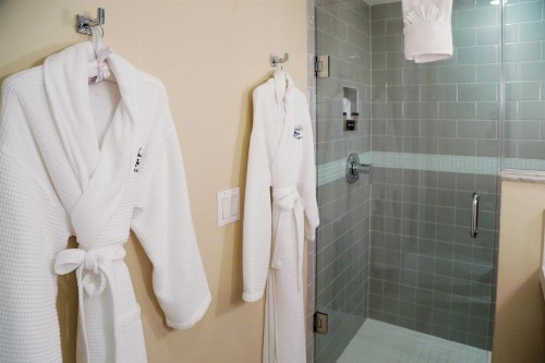 Orchid Key Inn - image 7