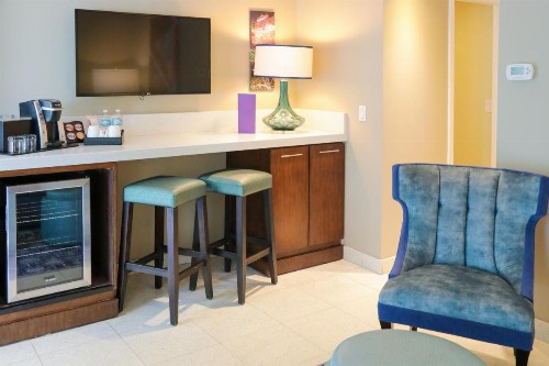 Orchid Key Inn - image 9
