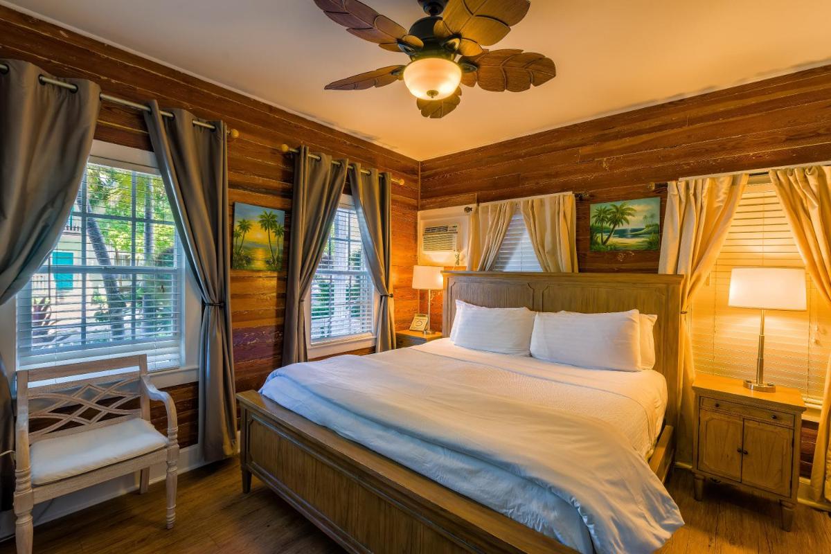 Seascape Tropical Inn - image 6