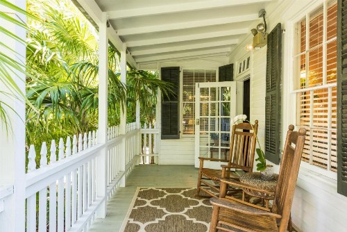 Old Town Manor - image 25