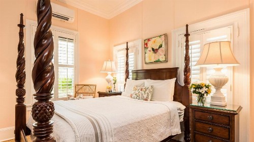 Old Town Manor - image 41